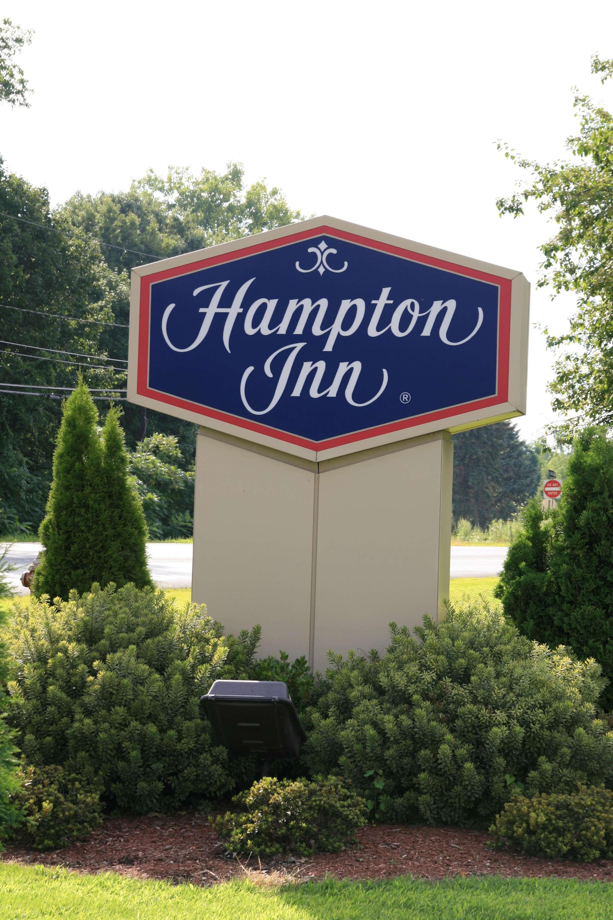 Hampton Inn Hadley-Amherst Area Zewnętrze zdjęcie